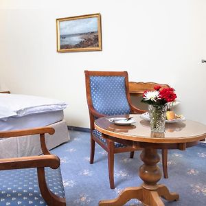 Standard Single Room Lake View